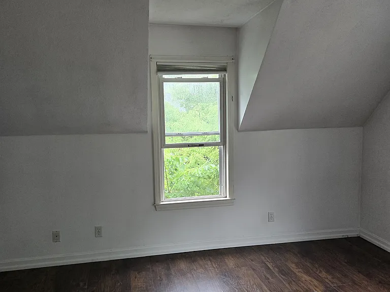 205 Pine St #2 — Photo 13