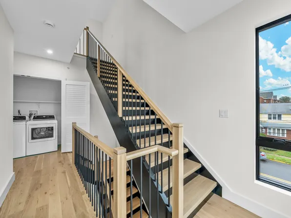 1157 Inwood Terrace image 17 of 21