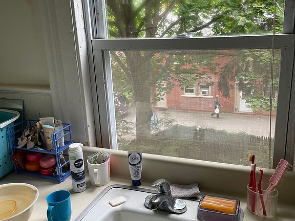 5th image of 151 Bradley St #2