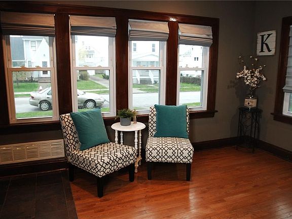 5th image of 2239 Eldred Ave