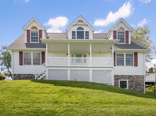 1430 Harding Rd, Blacksburg, VA 24060