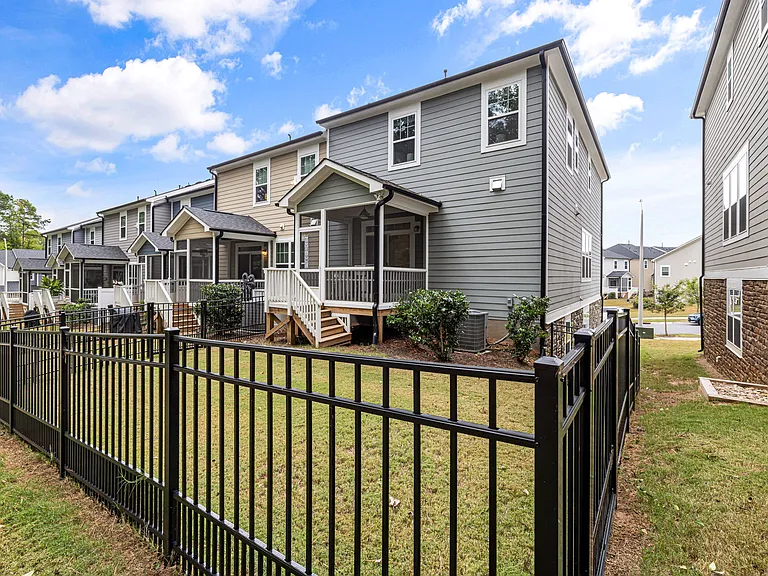 810 Emerald Mine Dr — Photo 38