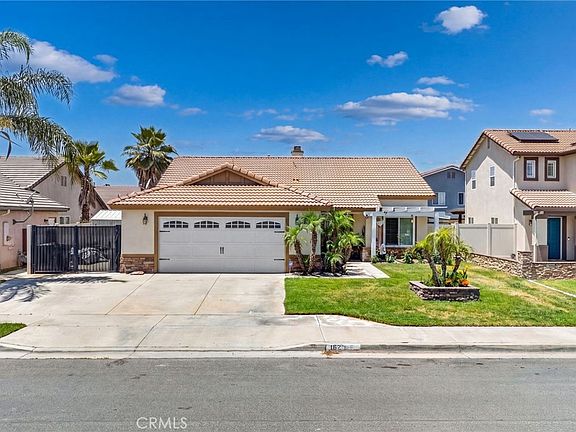 3rd image of 1529 Bluejay Way