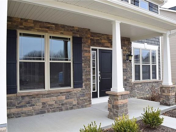 2nd image of 4825 Stag Thicket Ln