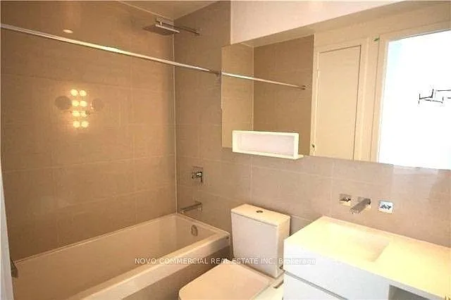 45 Charles St E #4802 — Photo 7