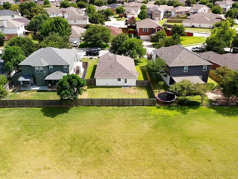 129 Dove Song Dr — Photo 35
