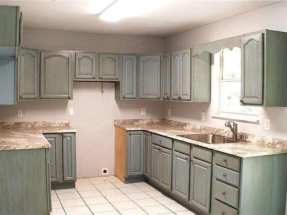 Remodeled kitchen, new Stainless Steel appliances coming