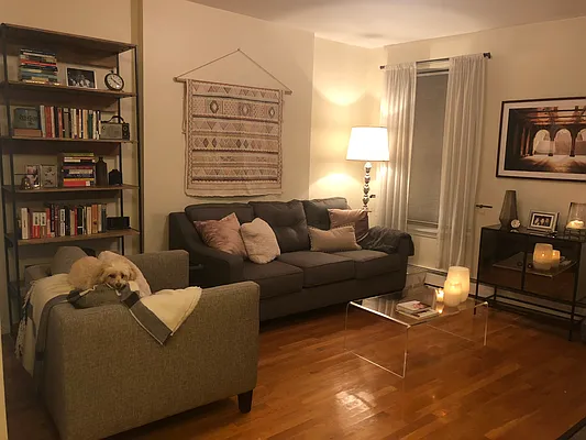 Rented by Realty Collective | media 7