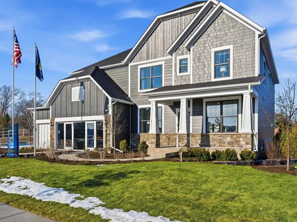 1830 Lewis Dr, Deerfield, IL 60015