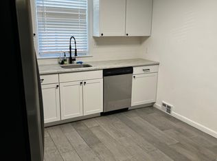 565 Wartman St #1, Philadelphia, PA 19128
