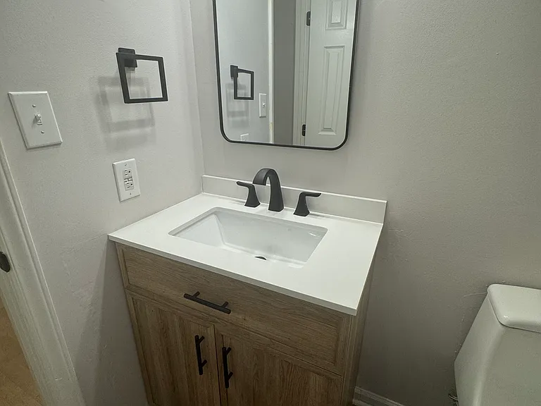 205 Honeysuckle Ln — Photo 13