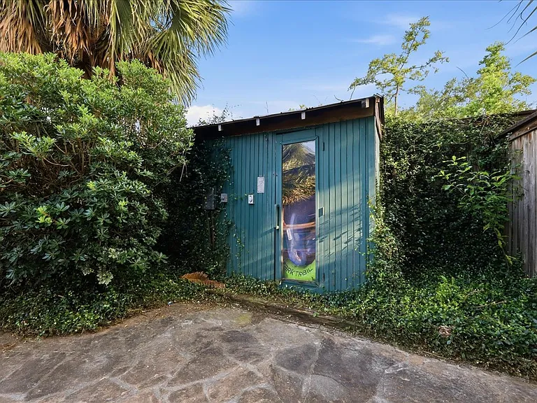 108 Wade St — Photo 25
