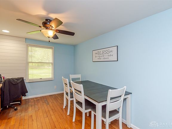 5th image of 2543 Coldsprings Dr