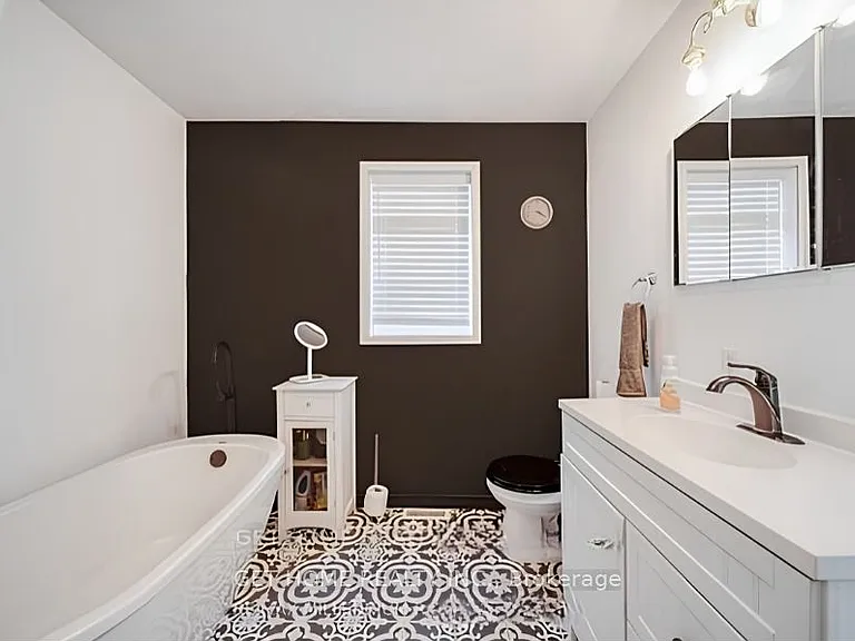 173 Barrie Rd — Photo 12