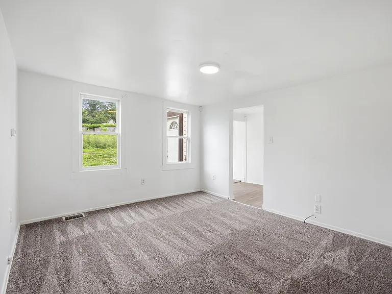 2906 Chester St — Photo 19