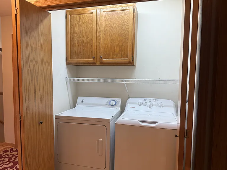 2701-2703 N Wuthering Hills Dr — Photo 3