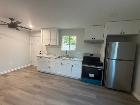 (undisclosed Address), Azusa, CA 91702