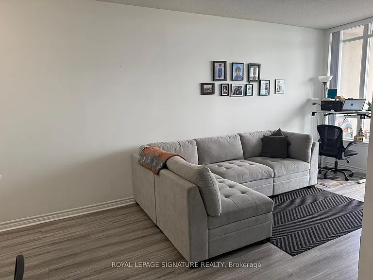 388 Prince Of Wales Dr #2506 — Photo 10