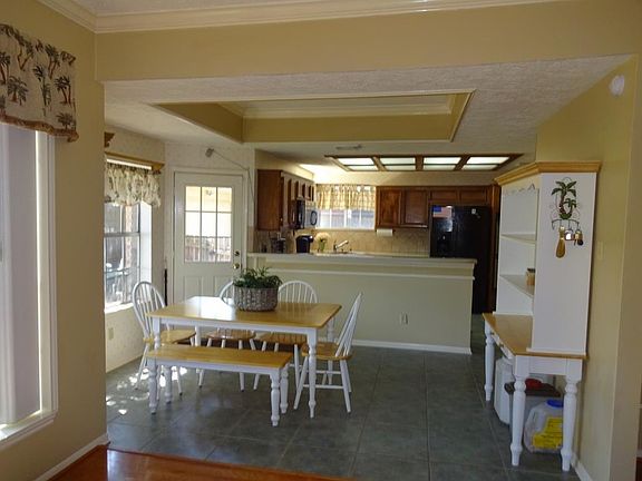 4th image of 12327 Wealdstone Dr