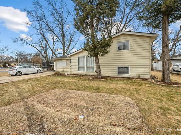 3rd image of 1429 Kings Rd