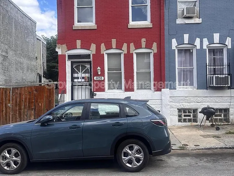 2343 N Woodstock St — Photo 9