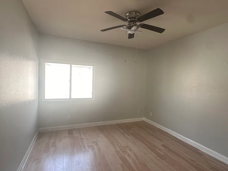 7124 Farralone Ave #107 — Photo 21