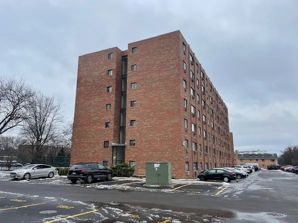 5306 N Cumberland Ave #520, Chicago, IL 60656