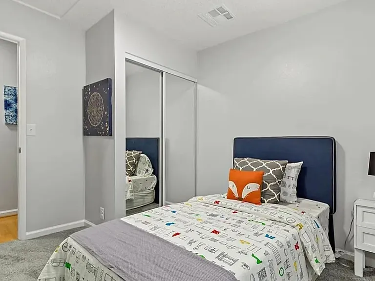 2373 Foothill Blvd #C — Photo 10