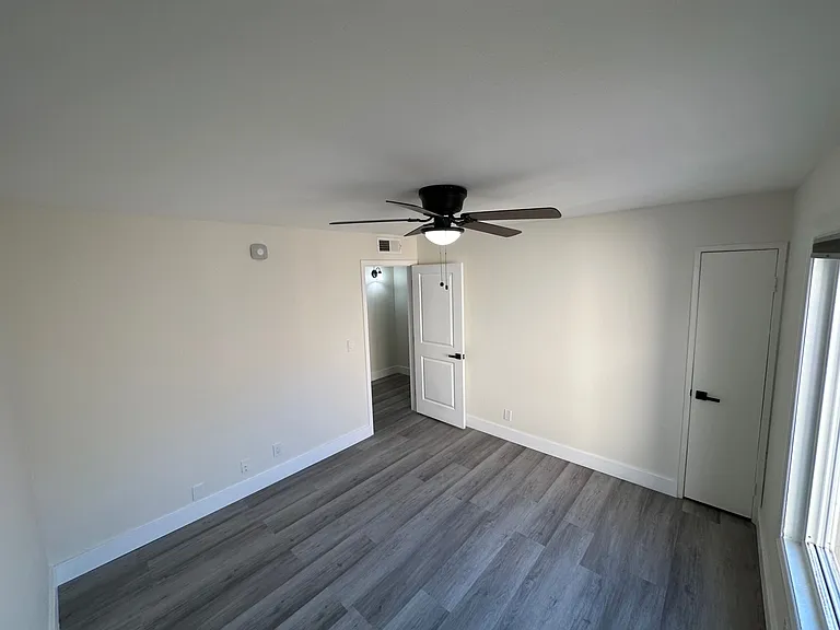720 N Eucalyptus Ave #104 — Photo 10