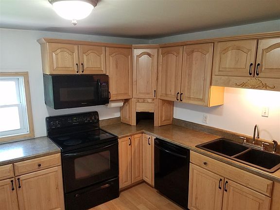 5th image of 405 E Jackson St