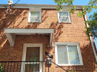 744 Hilltop Ter SE, Washington, DC 20019