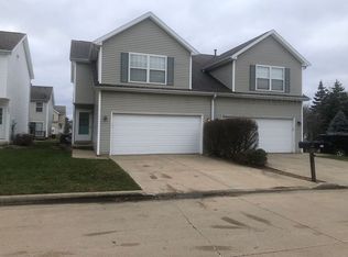 1203 Riviera Dr, Bloomington, IL 61701