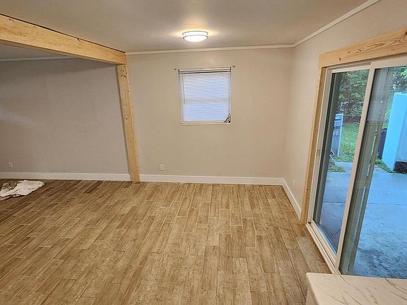 5th image of 2055 BETSY Drive