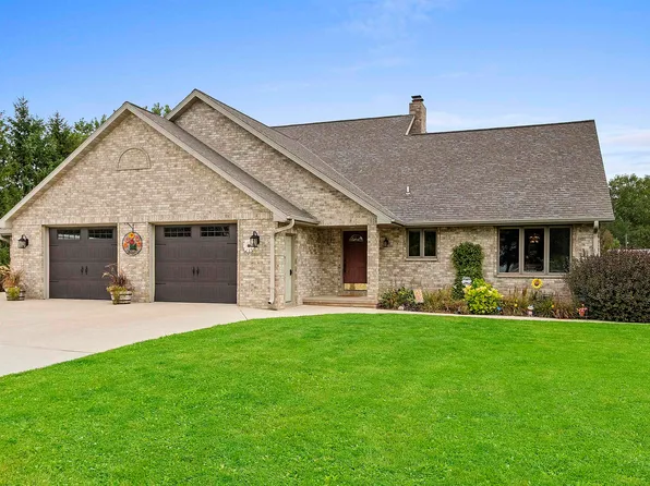 8458 N Cherry Rd, Algoma, WI 54201