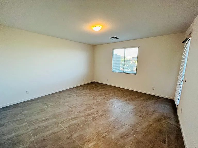 758 Spirit Lake St — Photo 19