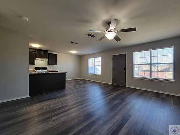 5th image of 4209-421 Magnolia St