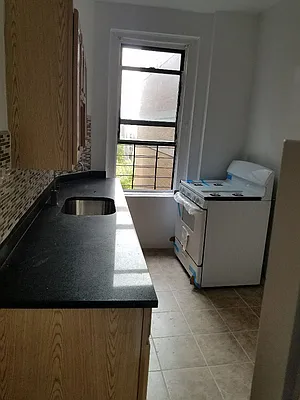 Rented by Clove Realty LLC | media 4