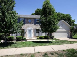 901 Westrun Dr, Ballwin, MO