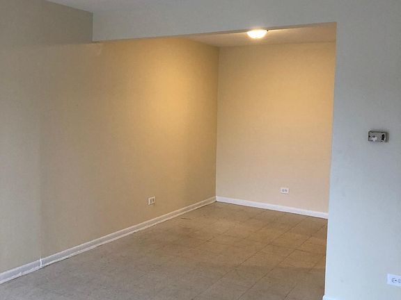 3rd image of 2404 E 79th St #2C