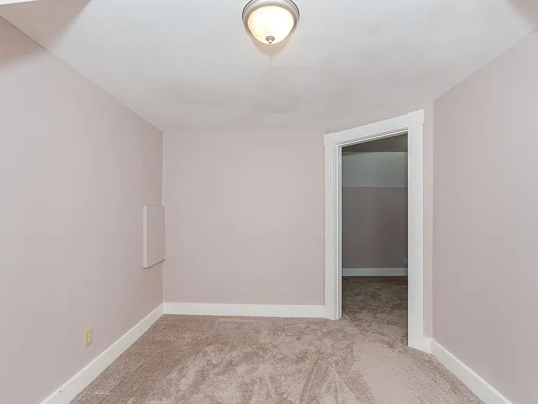 179 Mount Hope St #179 — Photo 15