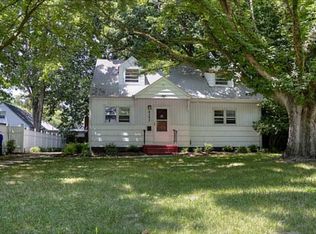 8247 Carlton St, Norfolk, VA 23518