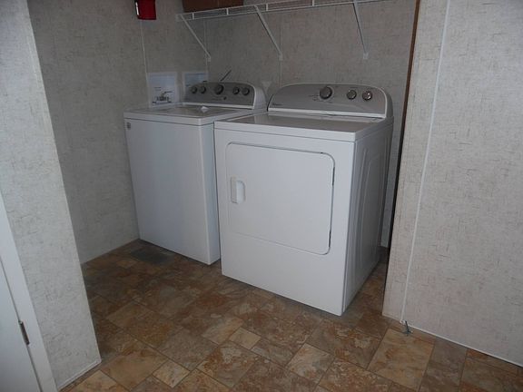 4th image of 1250 Paree St #897