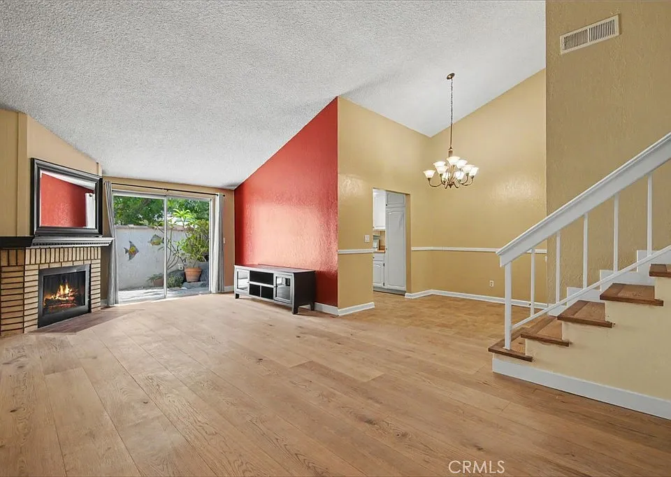 21019 Gresham St #22