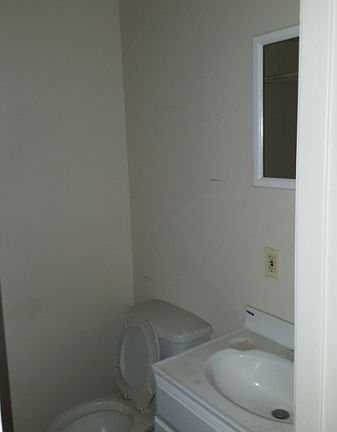 5th image of 267 Park Ave APT 1A