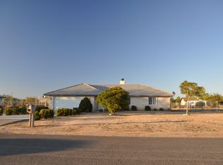 22180 Miramot Rd, Apple Valley, CA 92308