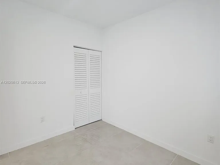 14560 SW 261st St #EFFICIENCY — Photo 2