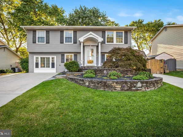 2513 Symphony Ln, Gambrills, MD 21054