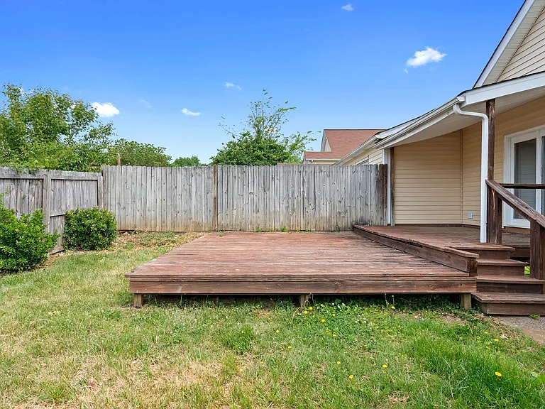 7305 Weston Way — Photo 17