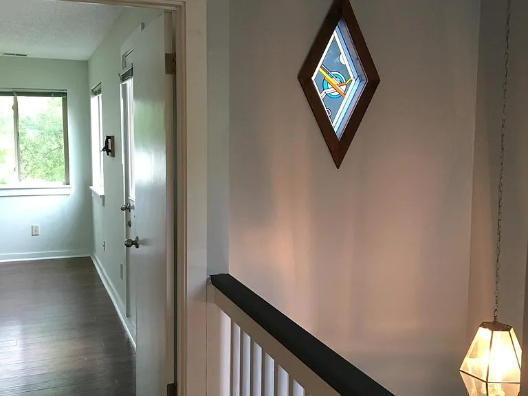 7301 Glenroie Ave — Photo 5