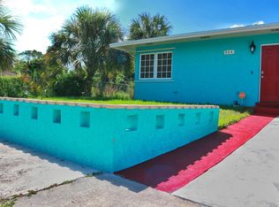 944 39th St, West Palm Beach, FL 33407